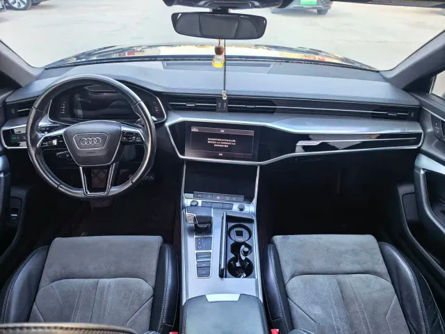 Audi A6L — Фото автомобиля 7