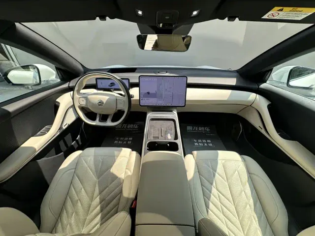 Nio ET5 Touring — Фото автомобиля 6