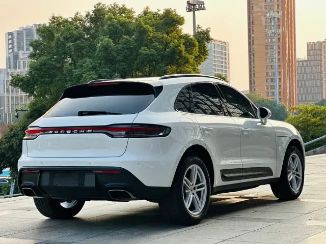 Porsche Macan — Фото автомобиля 15