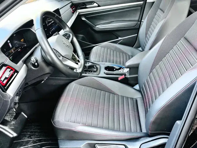Volkswagen Lavida — Фото автомобиля 15