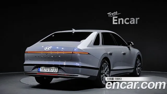 Hyundai Grandeur GN7 — Фото автомобиля 2