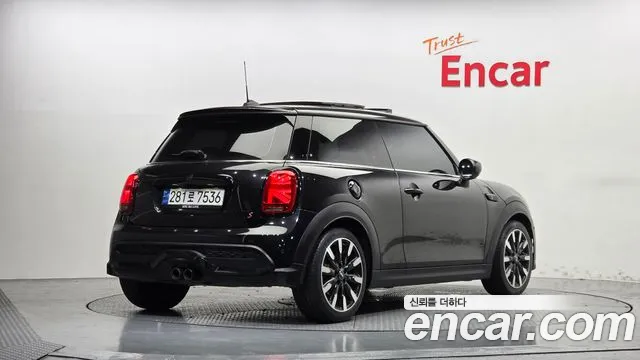MINI Cooper — Фото автомобиля 2