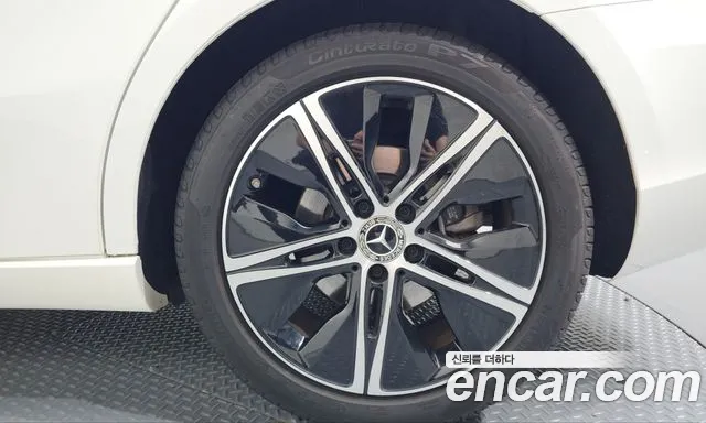Mercedes-Benz A-Class W177 — Фото автомобиля 6