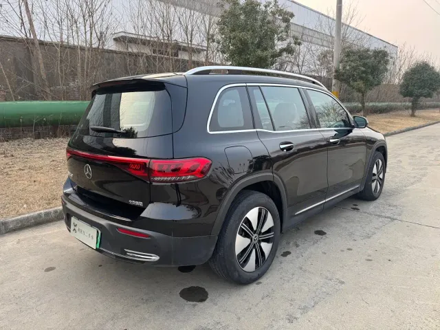 Mercedes-Benz EQB — Фото автомобиля 23