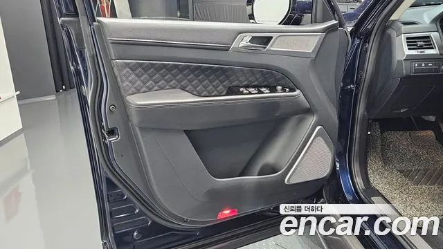 KG_Mobility_Ssangyong Rexton All Rexton Дизель 2.2 2WD — Фото автомобиля 24
