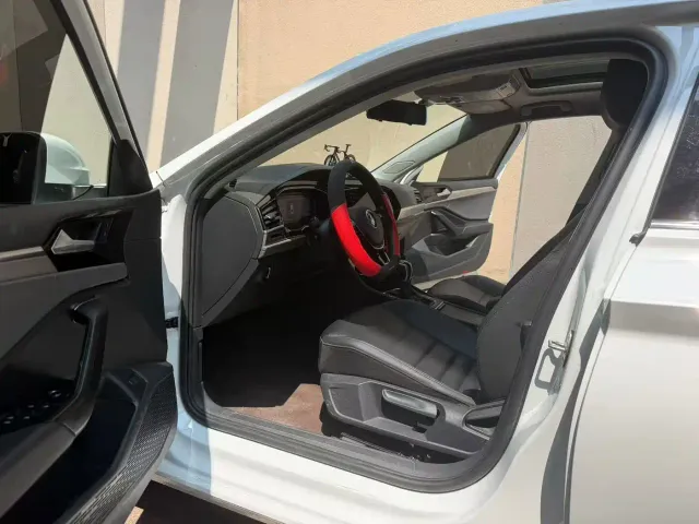 Volkswagen Sagitar — Фото автомобиля 5