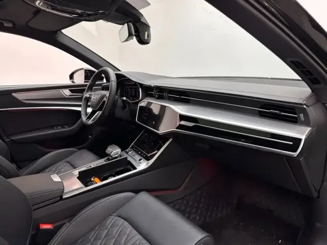 Audi A6L — Фото автомобиля 11