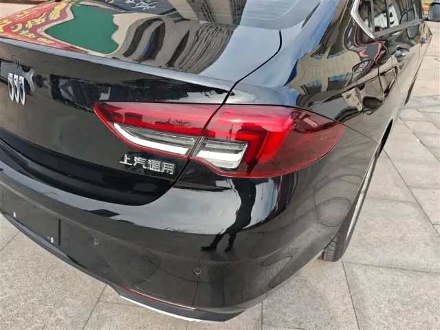 Buick Regal — Фото автомобиля 7