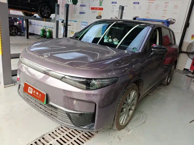 Фотография автомобиля — Leapmotor C10