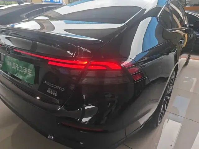 Honda Accord — Фото автомобиля 7