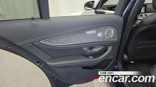 Mercedes-Benz E-Class E-класс W213 — Фото автомобиля 24