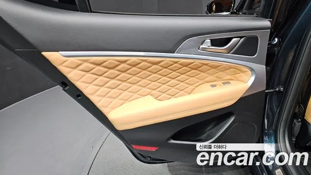 Genesis G70 — Фото автомобиля 21