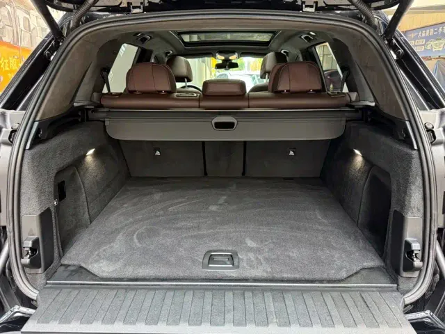 BMW X5 — Фото автомобиля 8