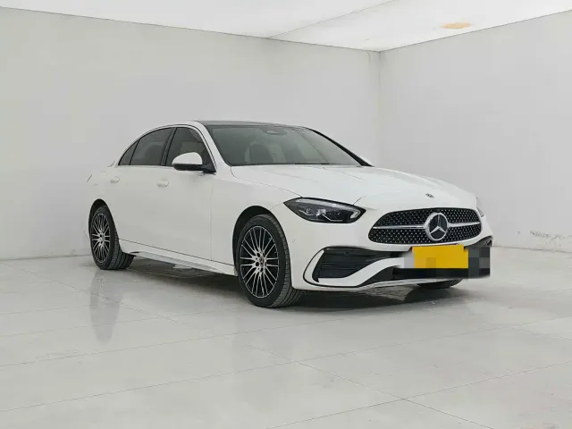 Mercedes-Benz C-Class — Фото автомобиля 2