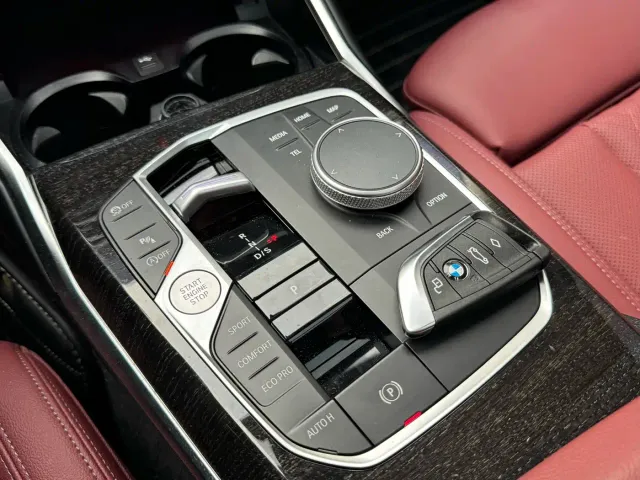 BMW 3 Series — Фото автомобиля 14