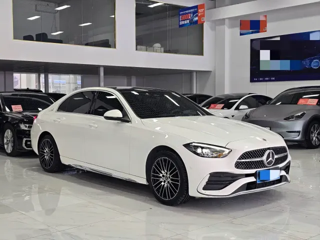 Mercedes-Benz C-Class — Фото автомобиля 3