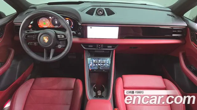 Porsche Macan — Фото автомобиля 6