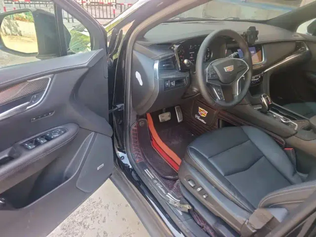 Cadillac XT5 — Фото автомобиля 11