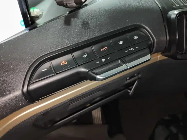Baojun KiWi EV — Фото автомобиля 12