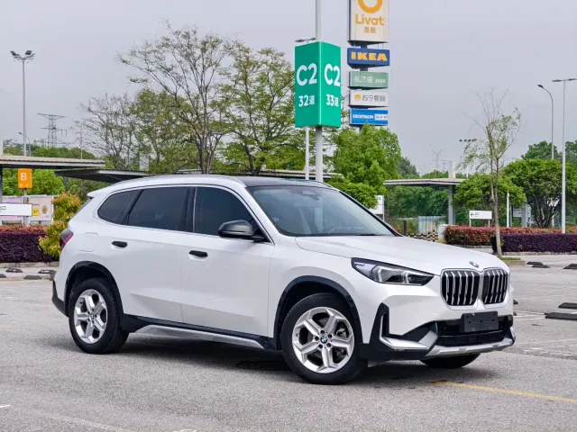 BMW X1 — Фото автомобиля 3