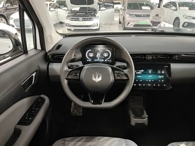 Leapmotor T03 — Фото автомобиля 10
