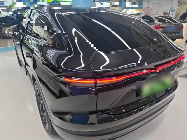 Nio EC6 — Фото автомобиля 4
