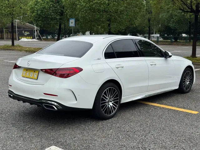 Mercedes-Benz C-Class — Фото автомобиля 3