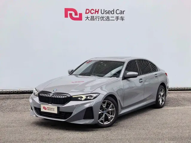 Фотография автомобиля — BMW i3