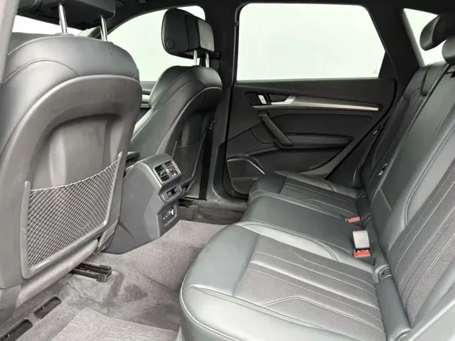 Audi Q5L — Фото автомобиля 7