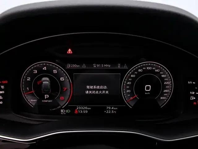 Audi Q7 — Фото автомобиля 6