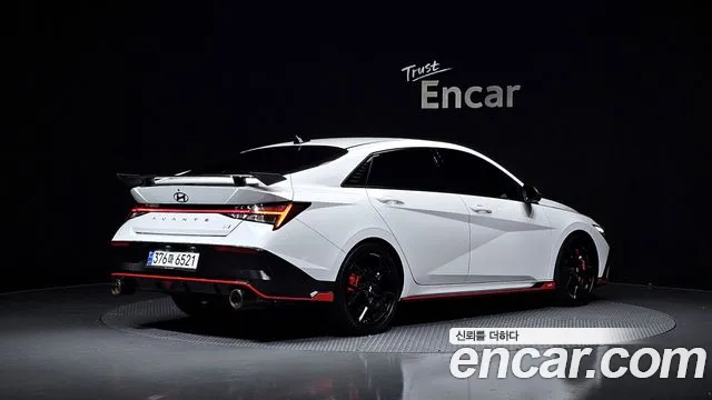 Hyundai AVANTE — Фото автомобиля 2