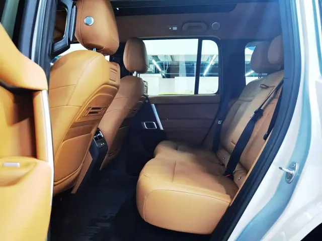 iCAR V27 — Фото автомобиля 11
