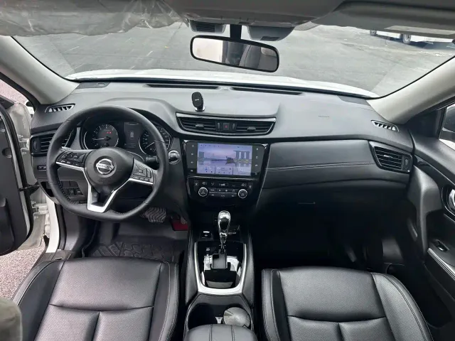Nissan X-Trail — Фото автомобиля 5