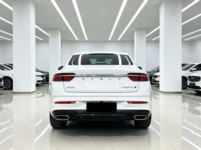 Geely Xingrui — Фото автомобиля 8