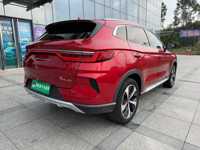 BYD Song PLUS — Фото автомобиля 6