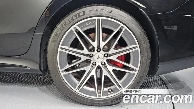 Mercedes-Benz AMG GT 4 двери 43 4MATIC+ — Фото автомобиля 19