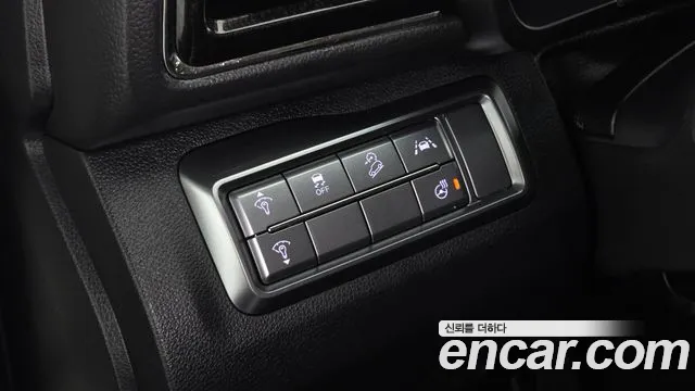 KG_Mobility_Ssangyong TIBOLI Very New Tivoli Бензин 1.5 2WD — Фото автомобиля 15