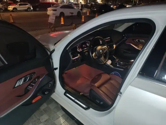 BMW 3 Series — Фото автомобиля 17