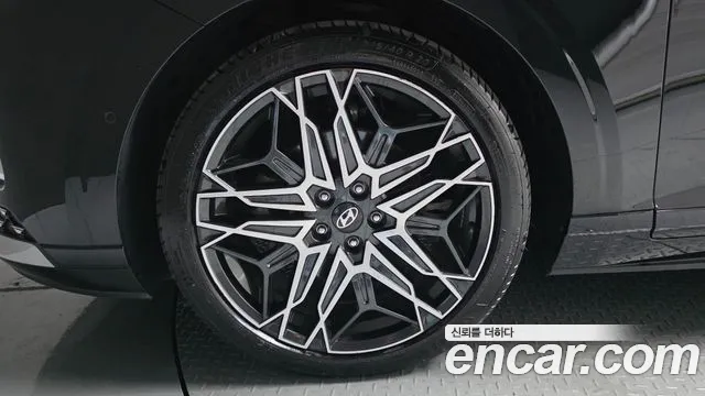Hyundai Grandeur GN7 — Фото автомобиля 5