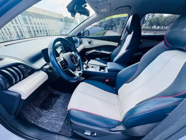 BYD Yuan PLUS — Фото автомобиля 11