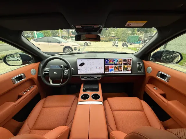Li Auto L9 — Фото автомобиля 6