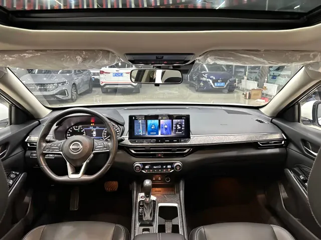Nissan Teana — Фото автомобиля 13