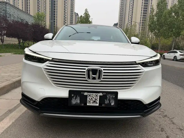 Honda Vezel — Фото автомобиля 2