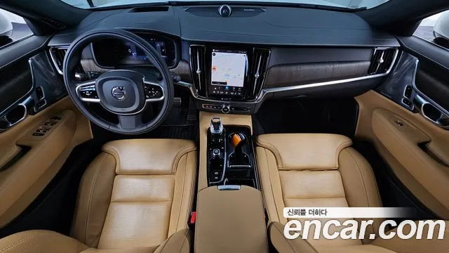Volvo S90 — Фото автомобиля 7