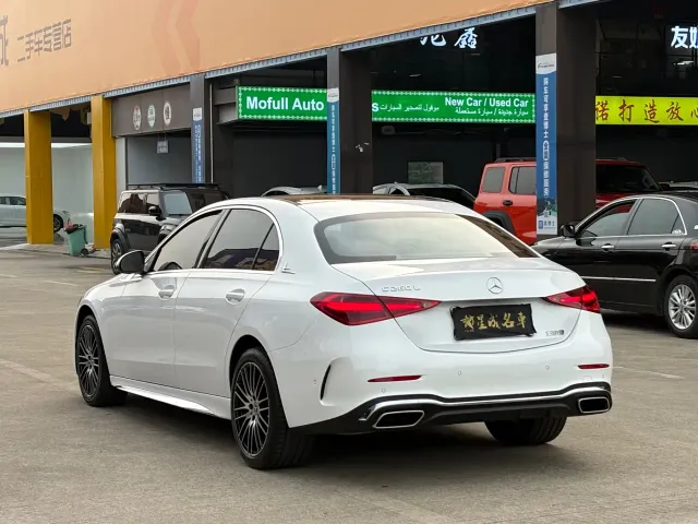 Mercedes-Benz C-Class — Фото автомобиля 19