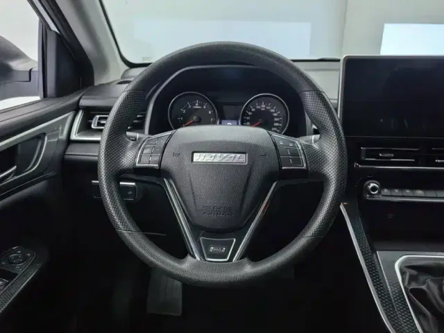 Haval M6 — Фото автомобиля 15