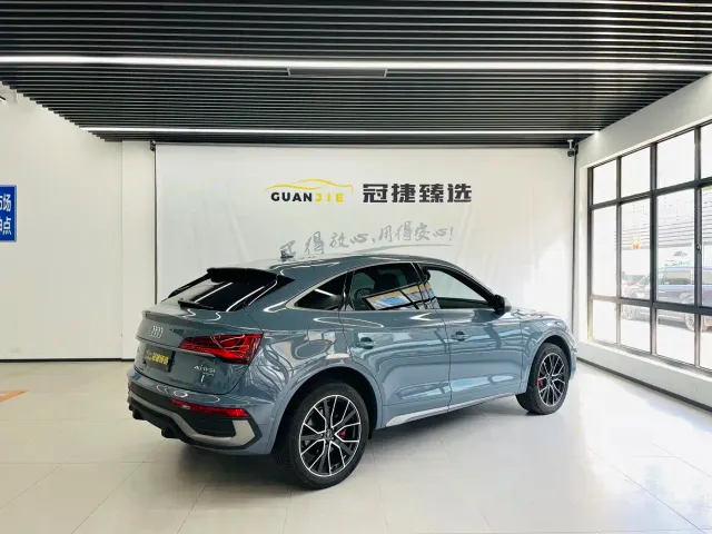 Audi Audi Q5L Sportback 2022 40 TFSI RS Kit Speed Edition — Фото автомобиля 16