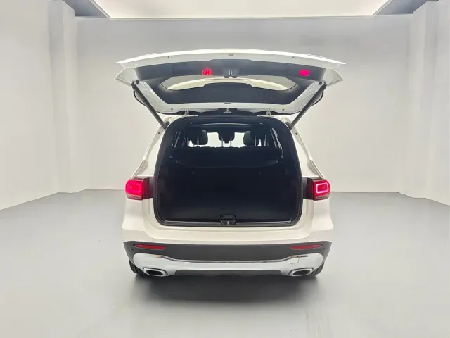 Mercedes-Benz GLB-Class — Фото автомобиля 8