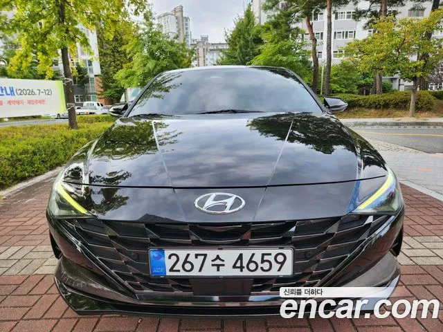 Фотография автомобиля — Hyundai Avante CN7