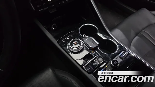 Kia K5 Prestige — Фото автомобиля 9